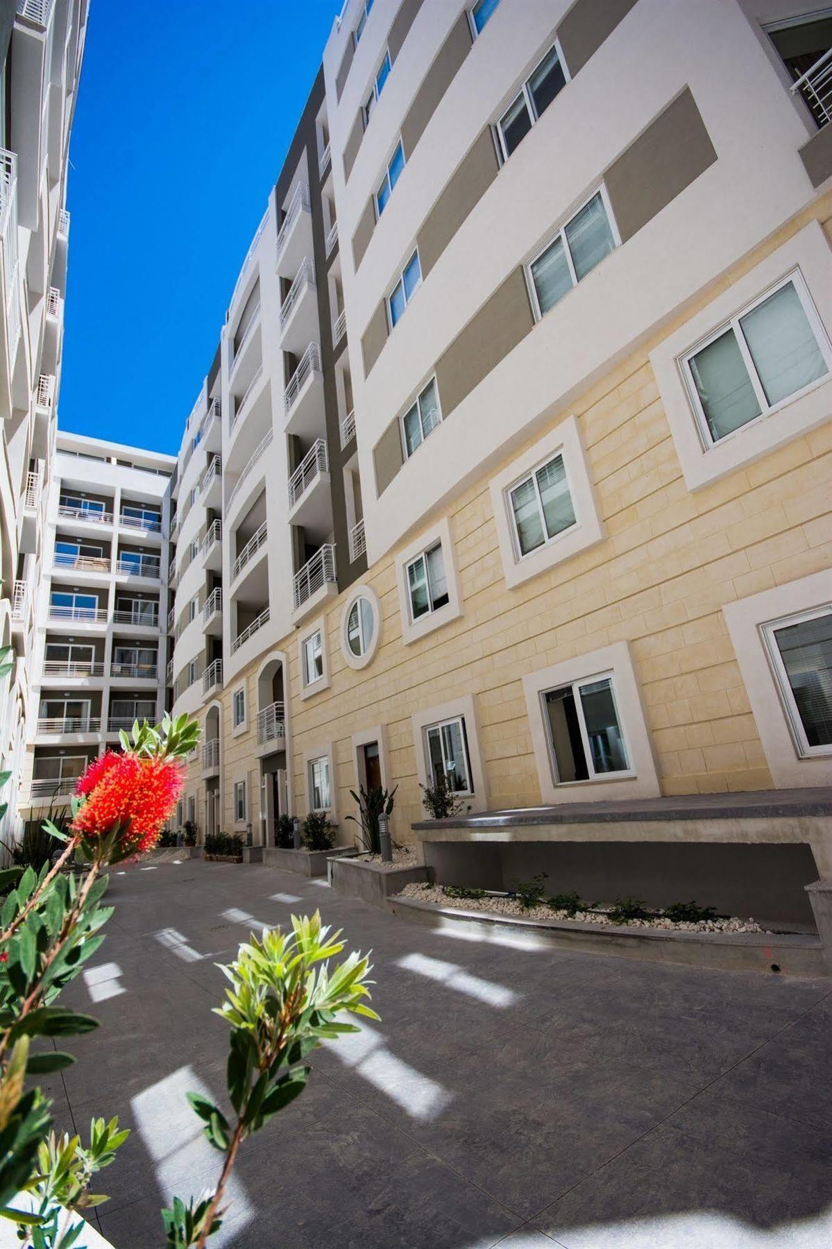 Apartment Depiro Сліма Екстер'єр фото